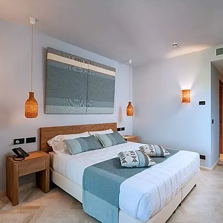 Sestante Hotell 4*