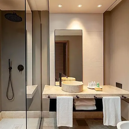 Sestante Hotell 4*