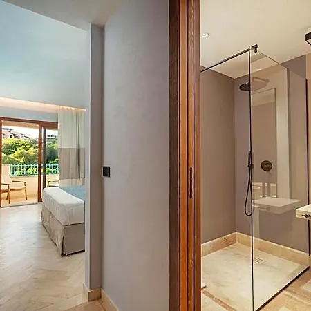 Sestante Hotell 4*