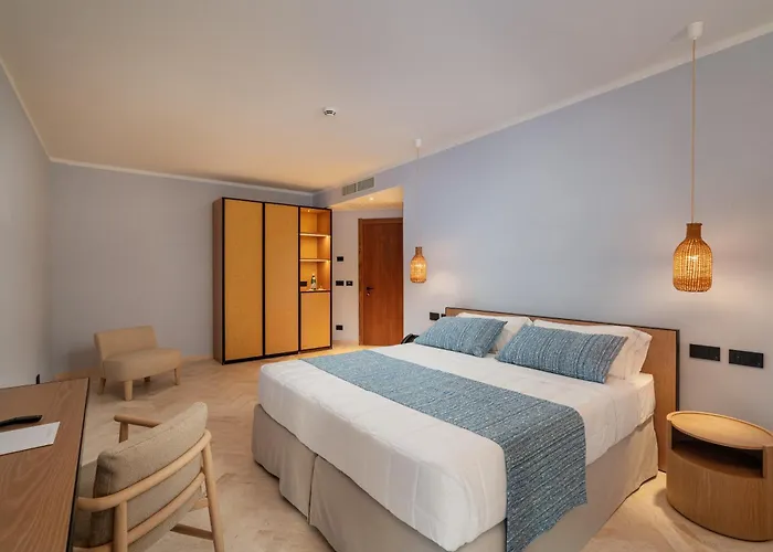 Sestante Otel 4*